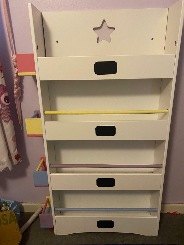 vertbaudet bookshelf